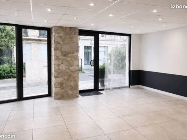 🏡 Centre-ville - 56 m² lumineux avec extérieur