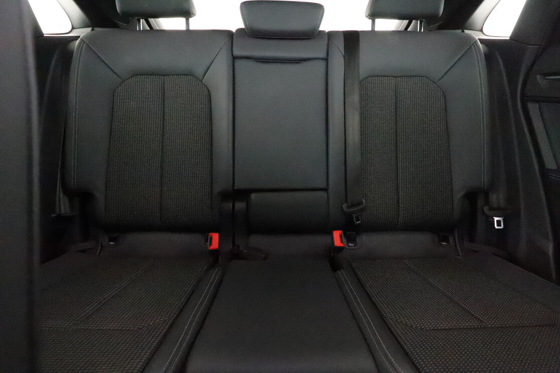 Audi Q3 Sportback 35 TDI S Line S Tronic 7 — photo 14