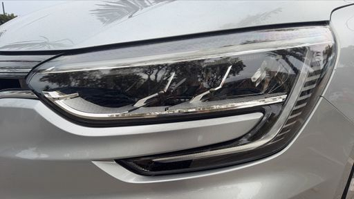 Renault Megane 1.5 Blue dCi 115 - Business – 2021 – 77378 km – Diesel – Boîte Manuelle — photo 9