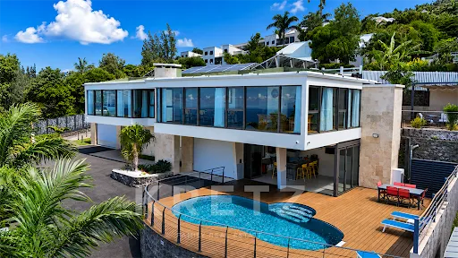 Maison 7 pièces 400 m²