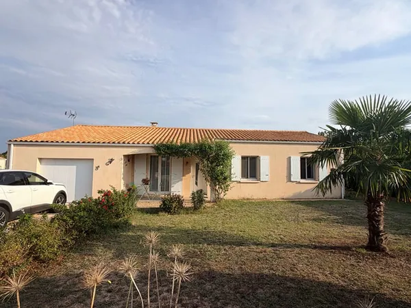 Maison Saint Agnant 4 pièce(s) 103 m2