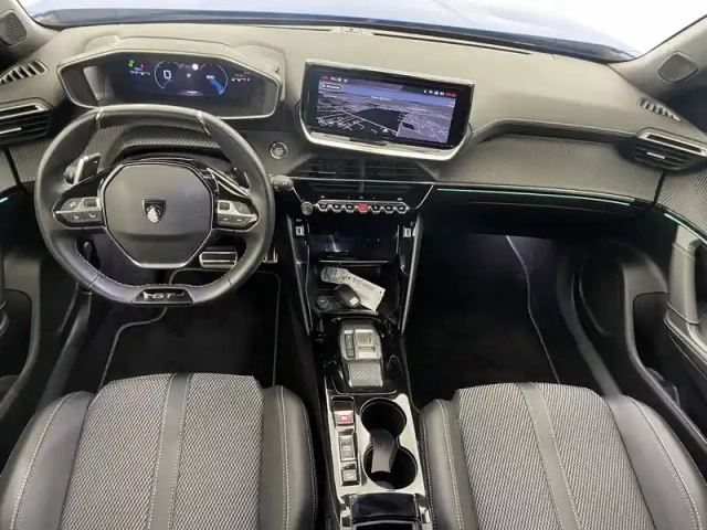 Peugeot 2008 puretech 130 s&amp;s eat8 — photo 25