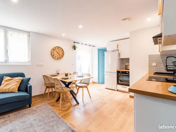 Chambres dans un Appartement Meublé - 15Min UCO - Centre ville
