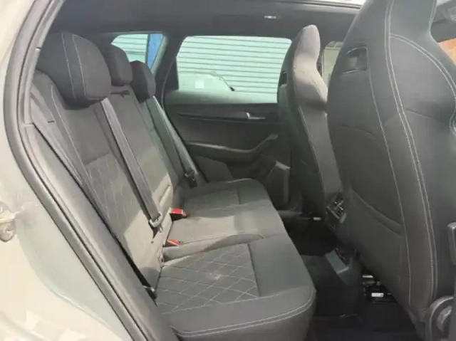 Skoda Karoq 1.5 tsi act 150ch sportline dsg7 — photo 15