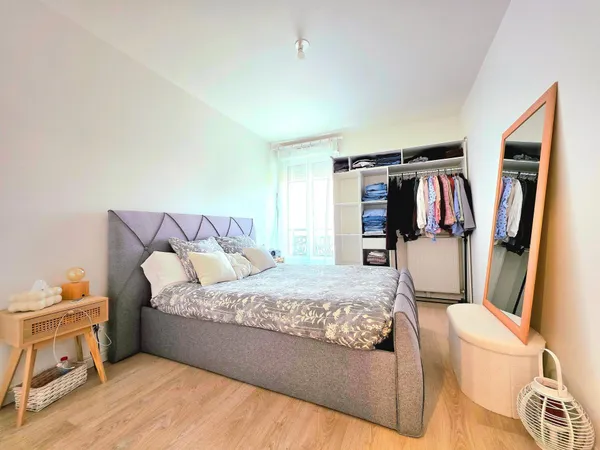 APPARTEMENT 48 M2 + PARKING COUVERT INVESTISSEUR