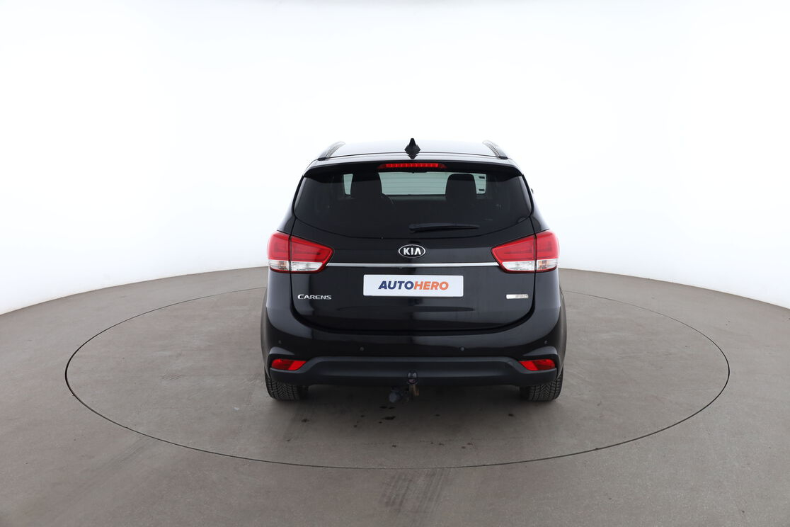 Kia Carens 1.7 CRDi ISG UEFA Euro 2016 — photo 4