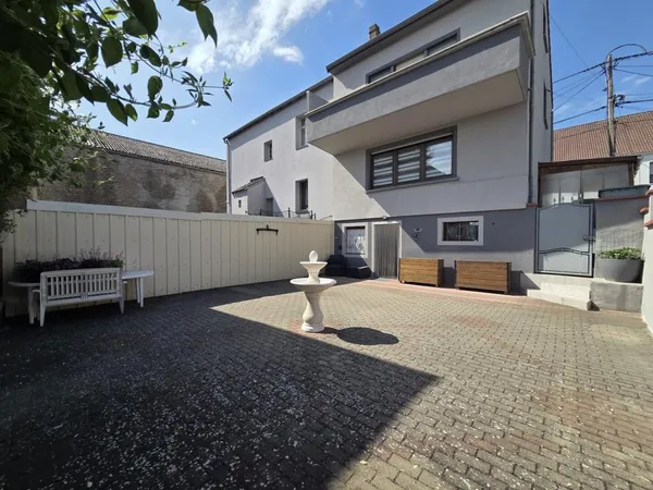 Maison mitoyenne rénovée à Stiring-Wendel