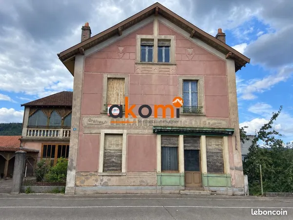 Maison 14 pièces 289 m²