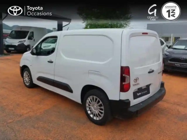 Toyota Proace city medium 110 vvt-i business rc23 — photo 2