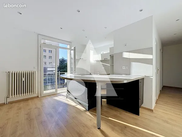 Appartement 4 pièces 85 m²