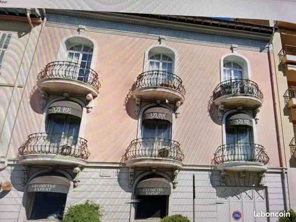 Bureaux 6 pièces 168 m²