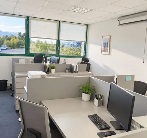 Bureaux climatisés 127 m² avec parking — Poisy / Épagny