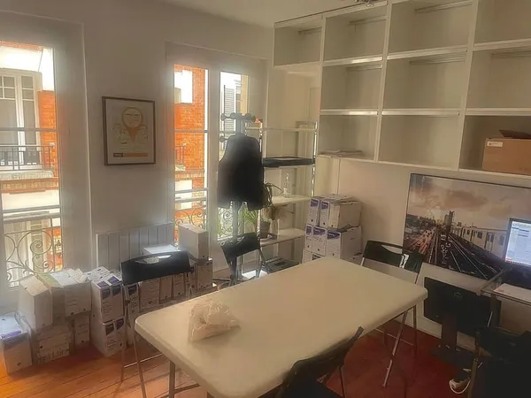 Bureaux 94 m²
