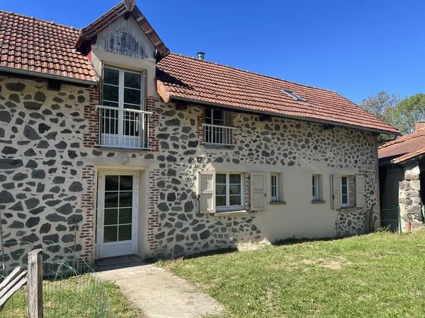 AURILLAC (15000) Maison avec cadre exceptionnel