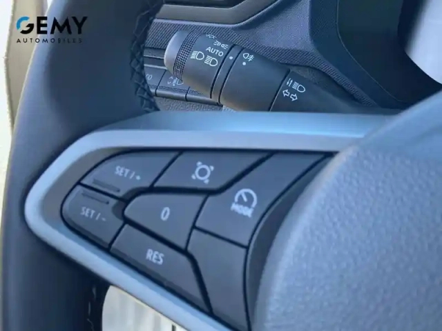 Dacia Duster eco-g 100 — photo 13