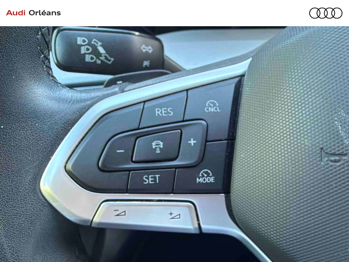 Volkswagen Golf 1.5 eTSI EVO2 116 DSG7 — photo 26