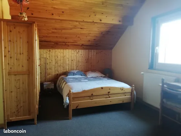 Loue Grande chambre accès cuisine, SdB et terrasse