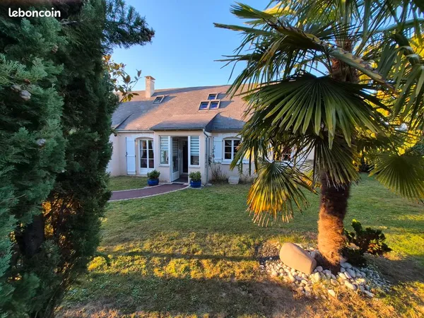 Maison 7 pièces - 150 m2 - DPE B - MONTBAZON