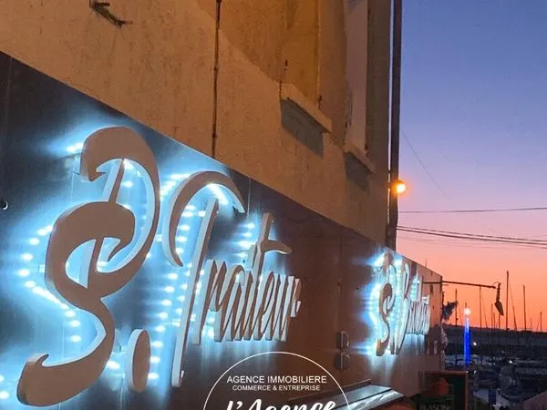 Fonds de commerce 70 m² BANDOL
