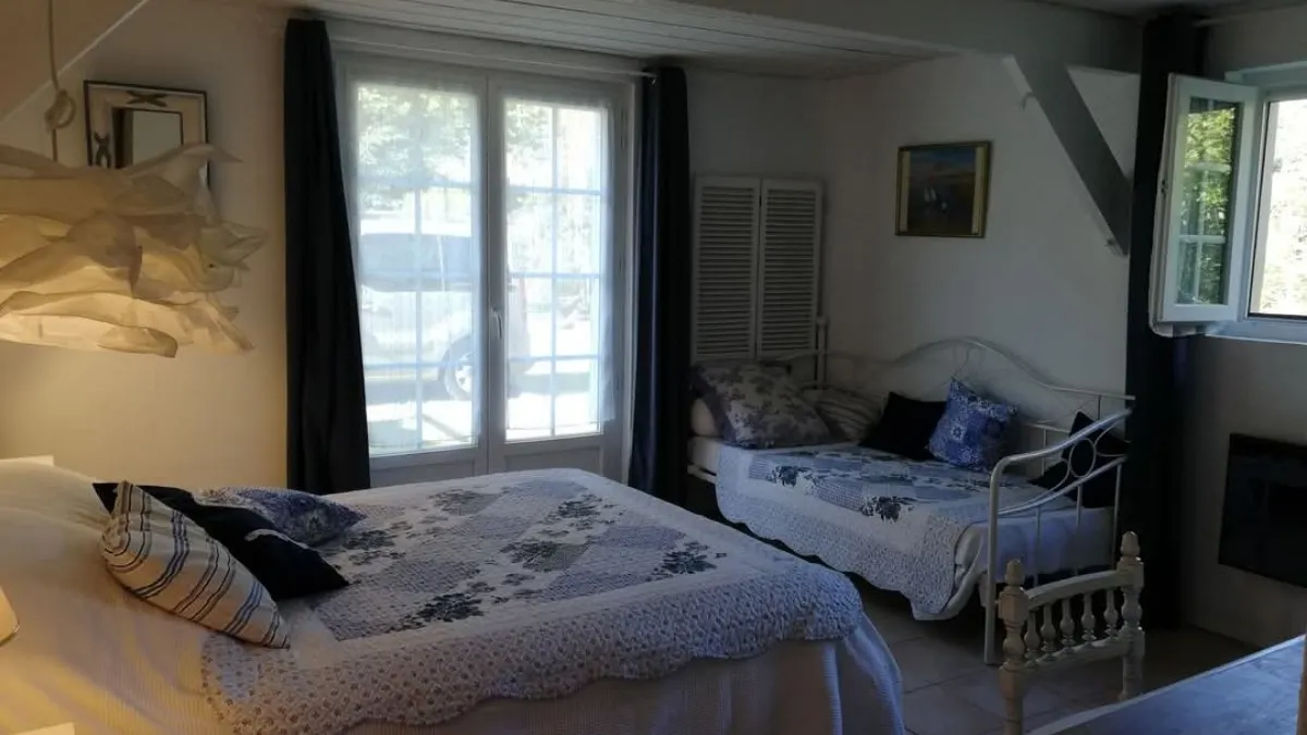 Photo 18
