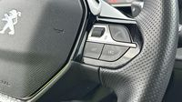 Peugeot 2008 1.2 PureTech 130ch S&S GT EAT8 — photo 19