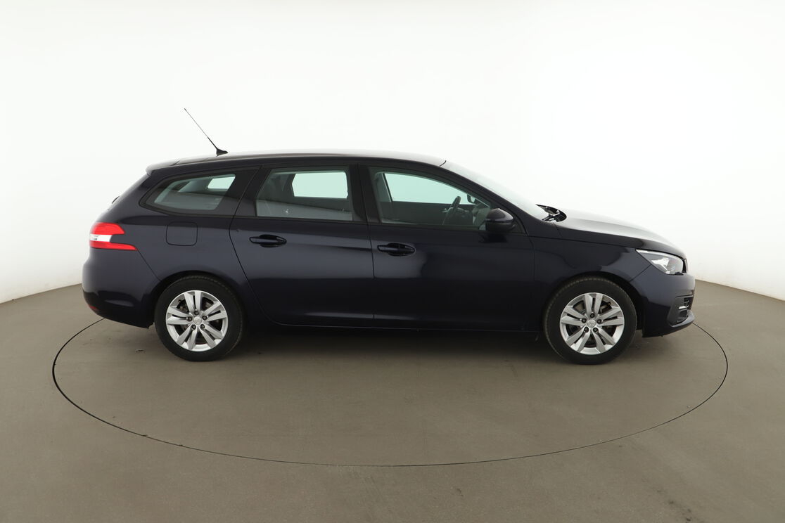 Peugeot 308 SW 1.5 Blue-HDi Active Business — photo 6