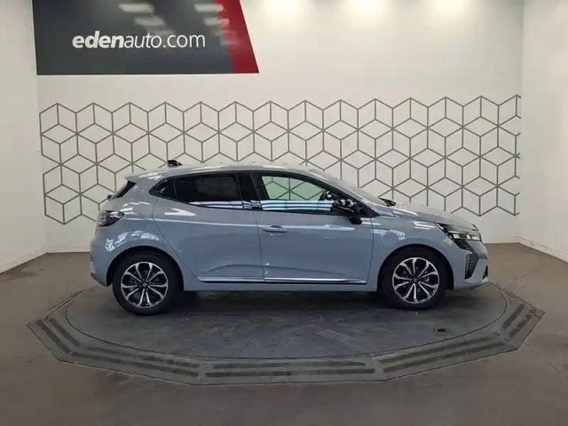Renault Clio tce 90 ch gsr2 — photo 6