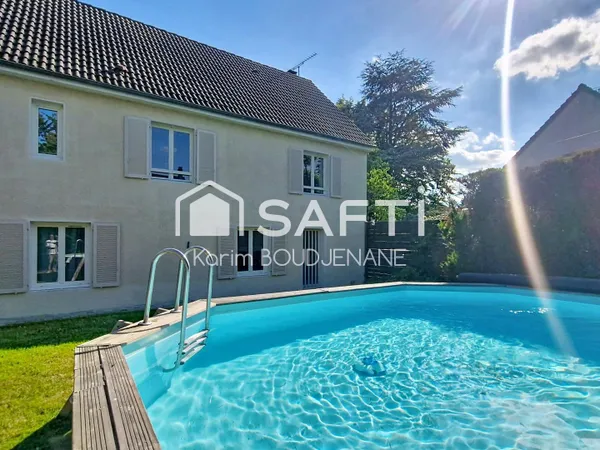 Maison individuelle, 5 chambres, dépendance, 580 m2 de terrain