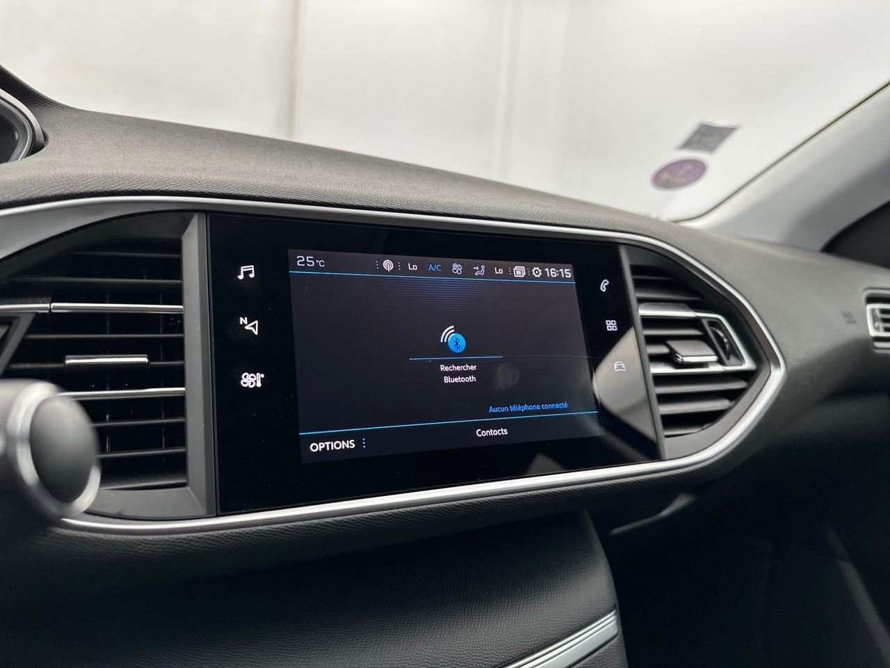 Peugeot 308 puretech 130ch s&s eat8 allure pack — photo 23