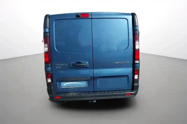 Renault Trafic fgn l1h1 1000 kg dci 170 energy edc — photo 4