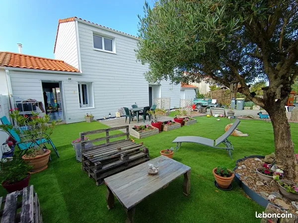 Maison - 105 m2- 3 chambres- DPE C- terrain 450m2 - emplacement idéal