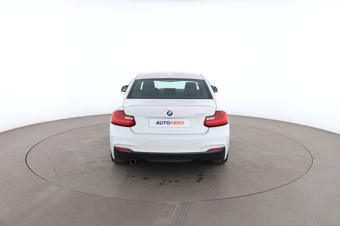 BMW Série 2 Coupé 220i M Sport BVA8 — photo 4