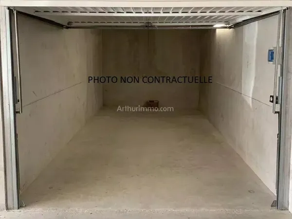 Parking/box 15 m² Ajaccio