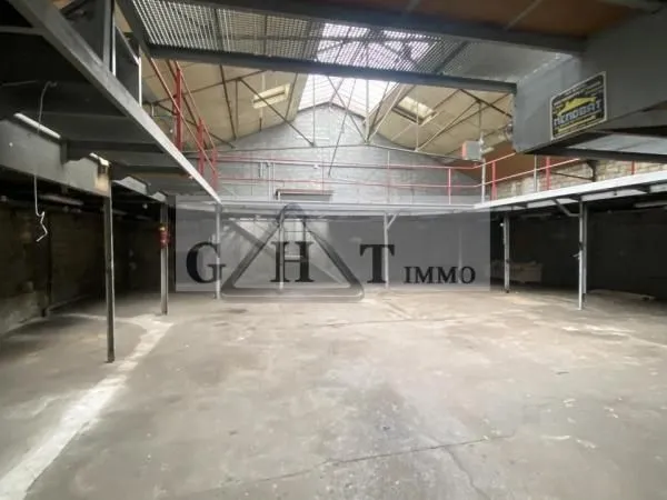 Local bureaux 315 m²