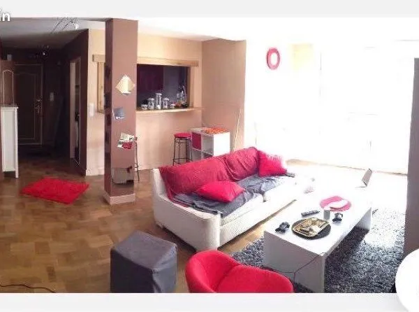 Appartement de charme, plein centre