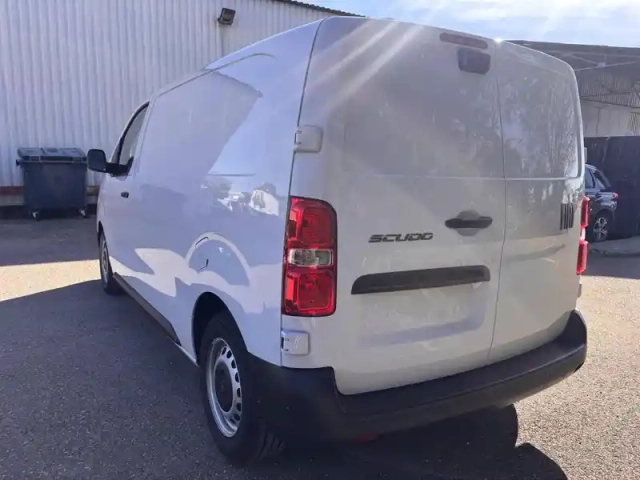 Fiat Scudo fg m 1.5 diesel 120ch — photo 8