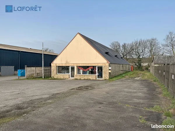 Local commercial 300 m² PONTIVY