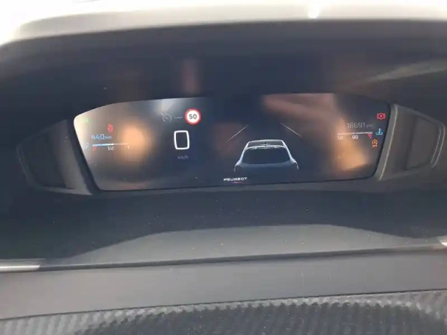 Peugeot 208 puretech 100 s&amp;s bvm6 — photo 12