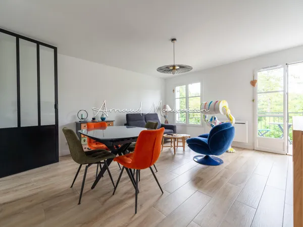 Appartement récent 2024 avec balcon