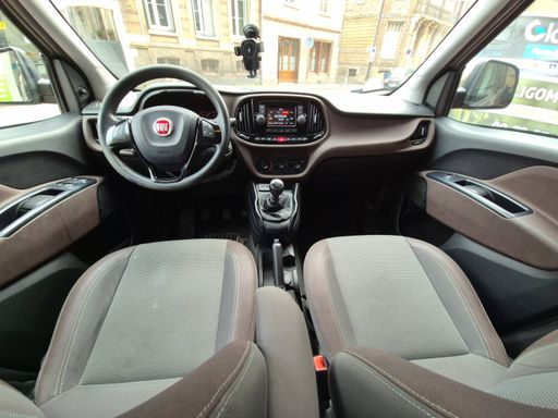 Fiat Doblo 1.6 MultiJet 120 - Trekking – 2017 – 152113 km – Diesel – Boîte Manuelle — photo 21