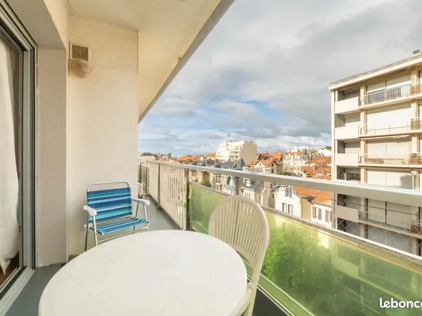 Studio 1 pièce 28 m²