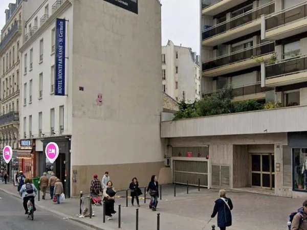 Parking 11 m²