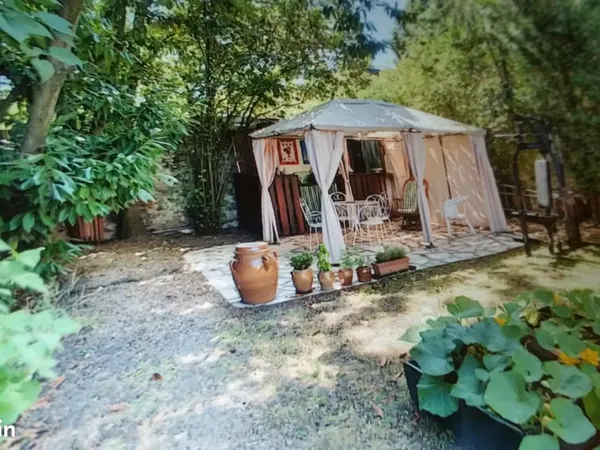 Chambre à louer dans grande maison à 500 m de la gare de Melun et à 25mn de Paris Gare de Lyon