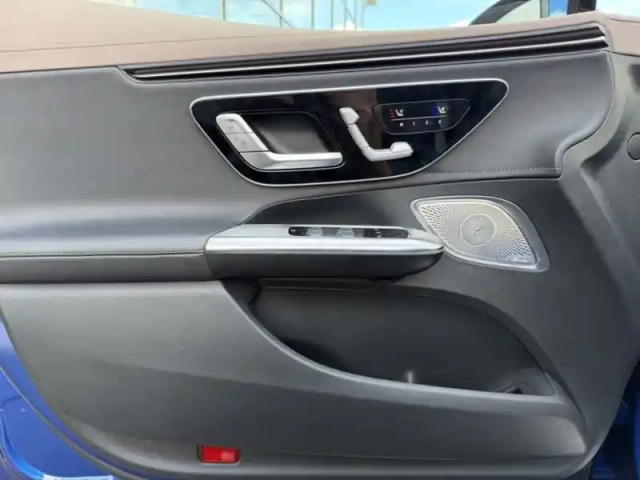 Mercedes Classe E mercedes-amg eqe 43 4matic — photo 11