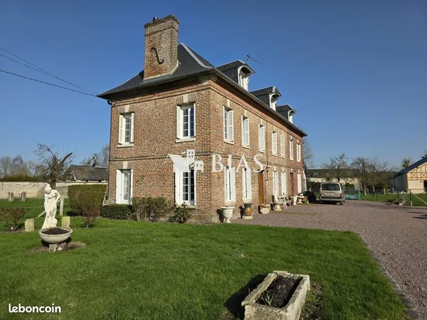 Propriété 6 pièces 162 m²