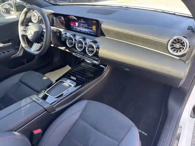 Mercedes Classe A 200 d amg line — photo 12