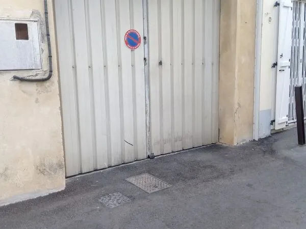Location place de parking pour moto ou scooter
