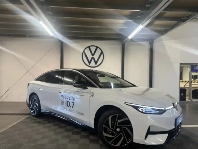 Volkswagen Id.7 286ch pro 77kwh style executive — photo 2