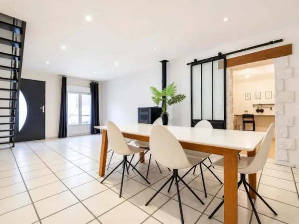 Maison 6 pièces 100 m²