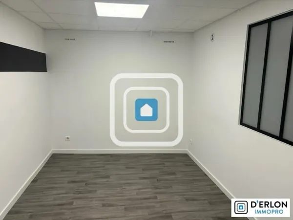 Local commercial 160 m²